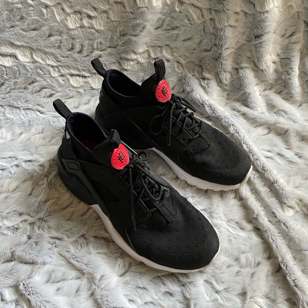 Nike Air Huarache Sneakers